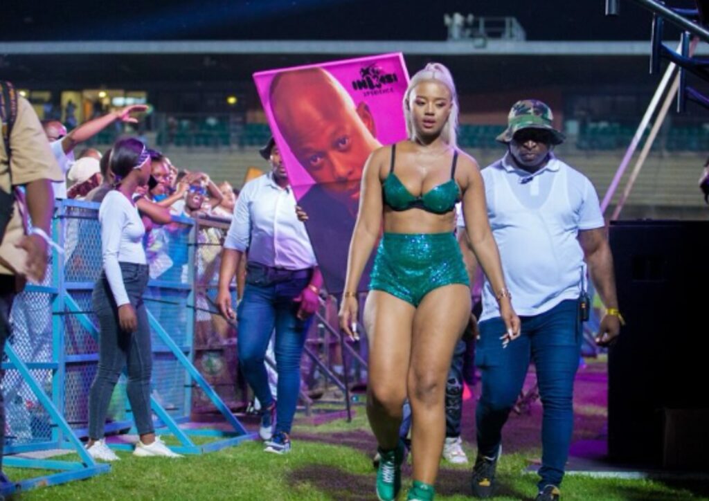 Babes Wodumo a hlangana na tata wa Mampintsha